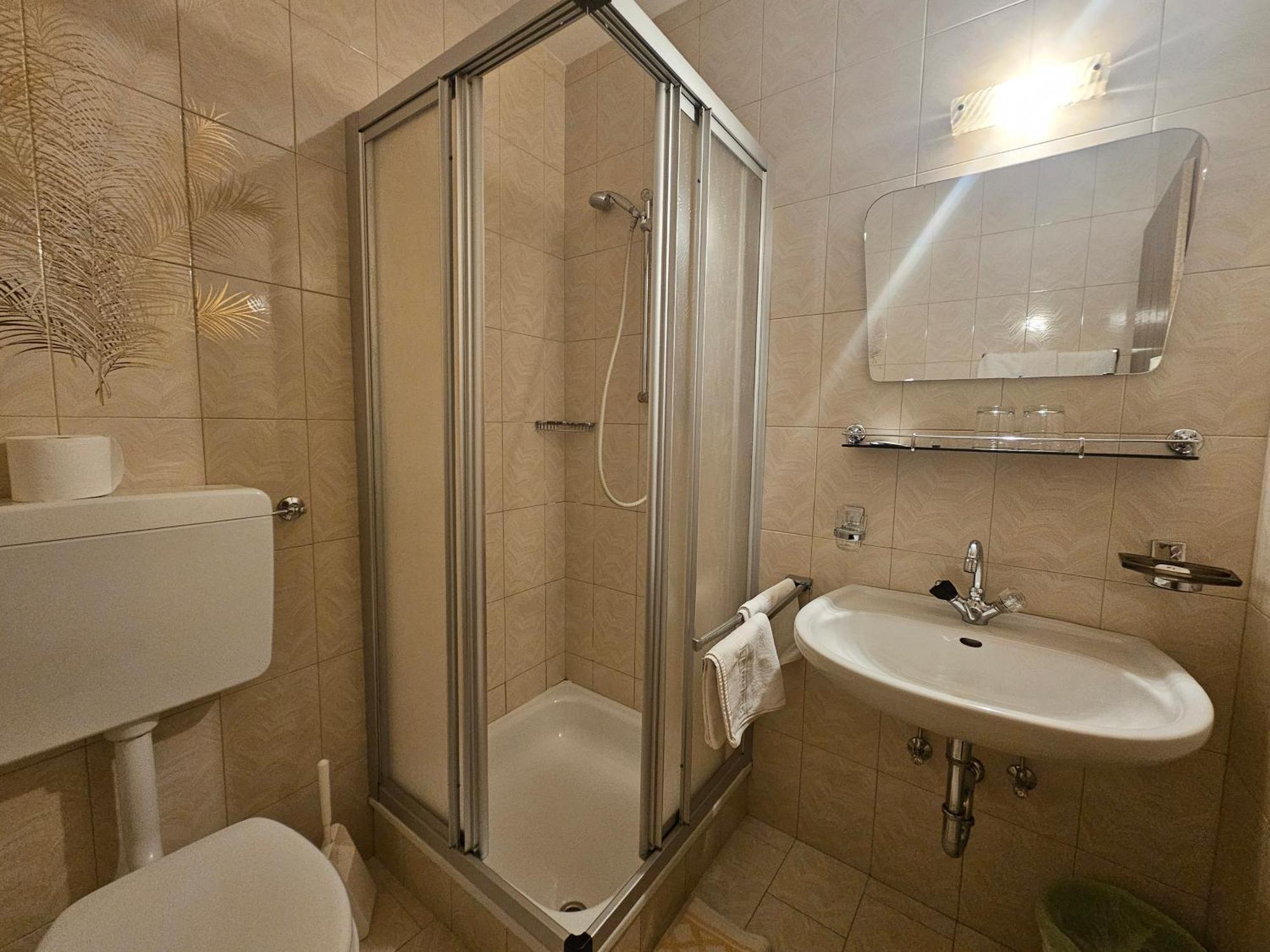Hotel Pichlerhof San Lorenzo di Sebato Bagian luar foto